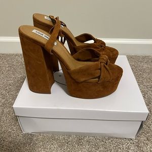 Steve Madden Theodora Platforms Sandals